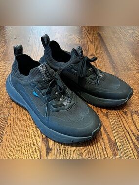 Vessi Stormburst Low Top Waterproof Sneakers - Men’s 9